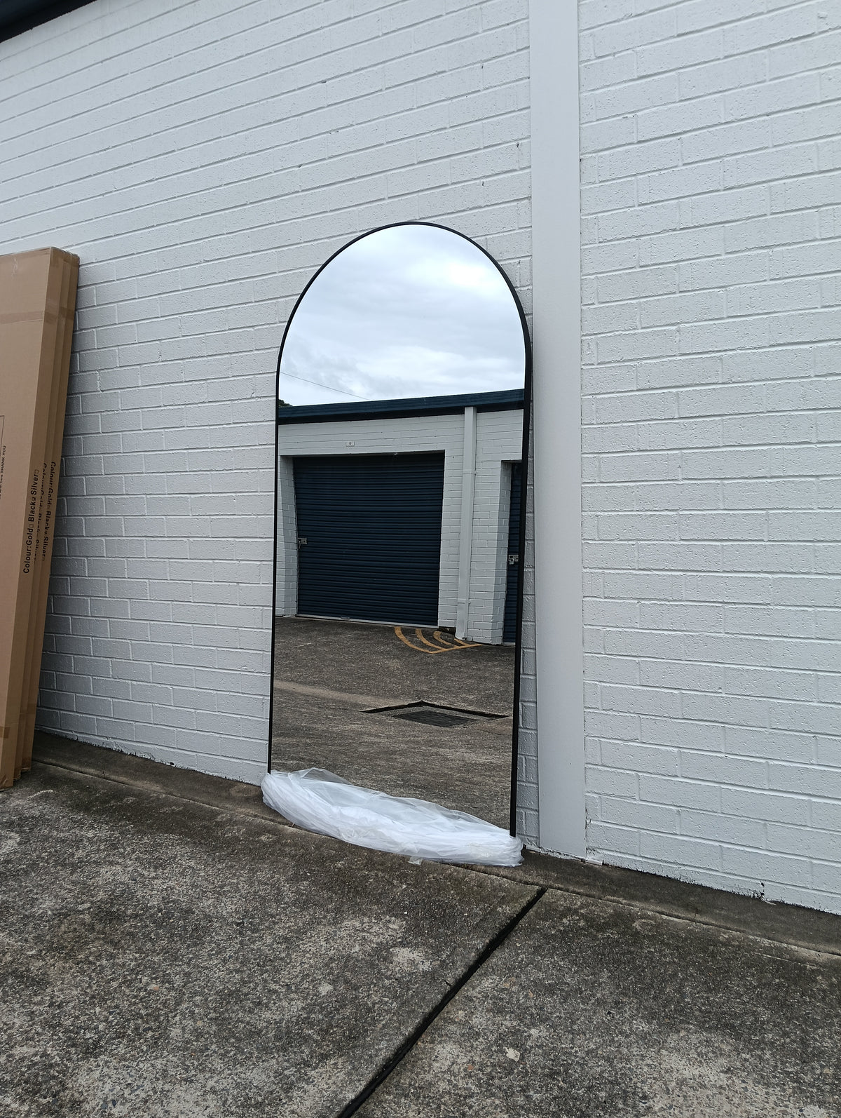 Full Length Arched Mirror 200x100cm - Black Frame - Freestanding Floor Mirror